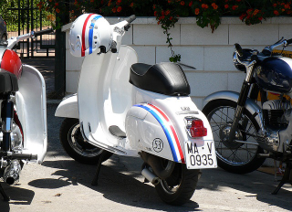 Illustration for article titled Arizona Oppo advice needed and random Vespa musings.